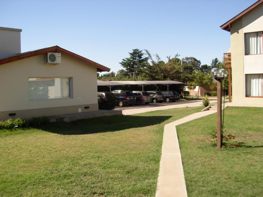 Posada El Jarillal Aparthotel Sierra de la Ventana Luaran gambar